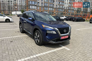 Позашляховик / Кросовер Nissan Rogue 2023 в Житомирі