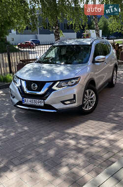 Позашляховик / Кросовер Nissan Rogue 2017 в Білій Церкві