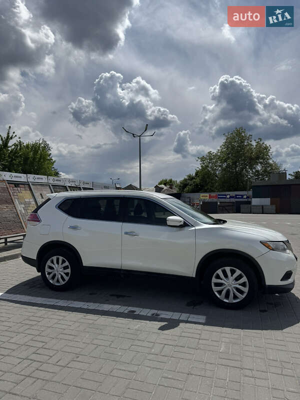 Позашляховик / Кросовер Nissan Rogue 2014 в Прилуках