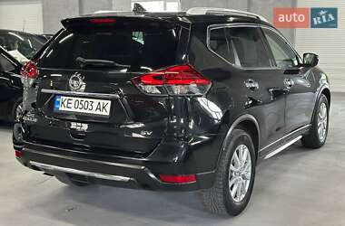 Позашляховик / Кросовер Nissan Rogue 2018 в 