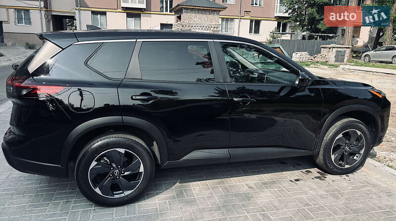 Позашляховик / Кросовер Nissan Rogue 2023 в Запоріжжі