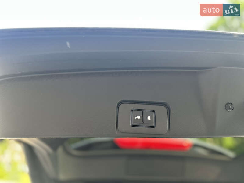 Позашляховик / Кросовер Nissan Rogue 2023 в Запоріжжі