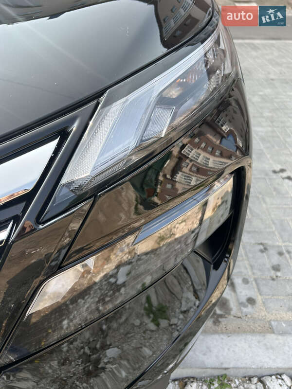 Позашляховик / Кросовер Nissan Rogue 2023 в Запоріжжі