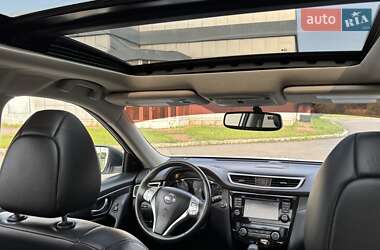 Внедорожник / Кроссовер Nissan Rogue 2014 в 