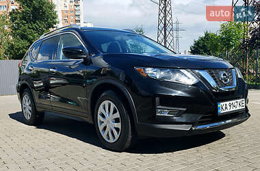 Позашляховик / Кросовер Nissan Rogue 2016 в Києві