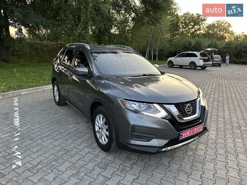 Позашляховик / Кросовер Nissan Rogue 2019 в Павлограді