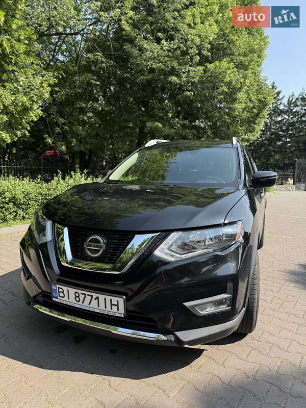 Позашляховик / Кросовер Nissan Rogue 2019 в Миргороді