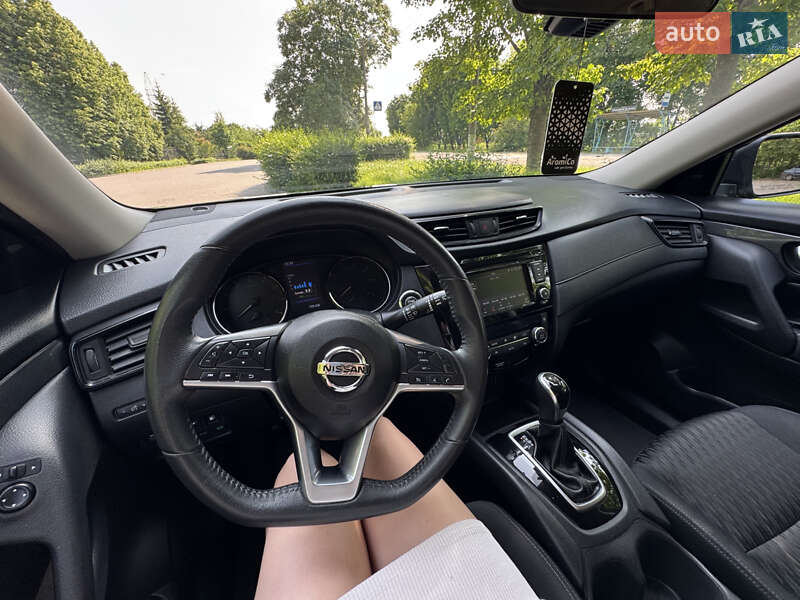 Позашляховик / Кросовер Nissan Rogue 2019 в Миргороді