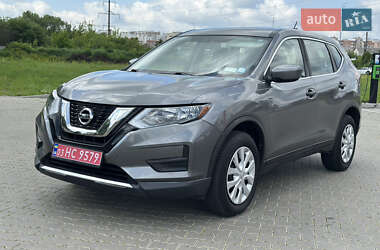 Внедорожник / Кроссовер Nissan Rogue 2016 в Виннице