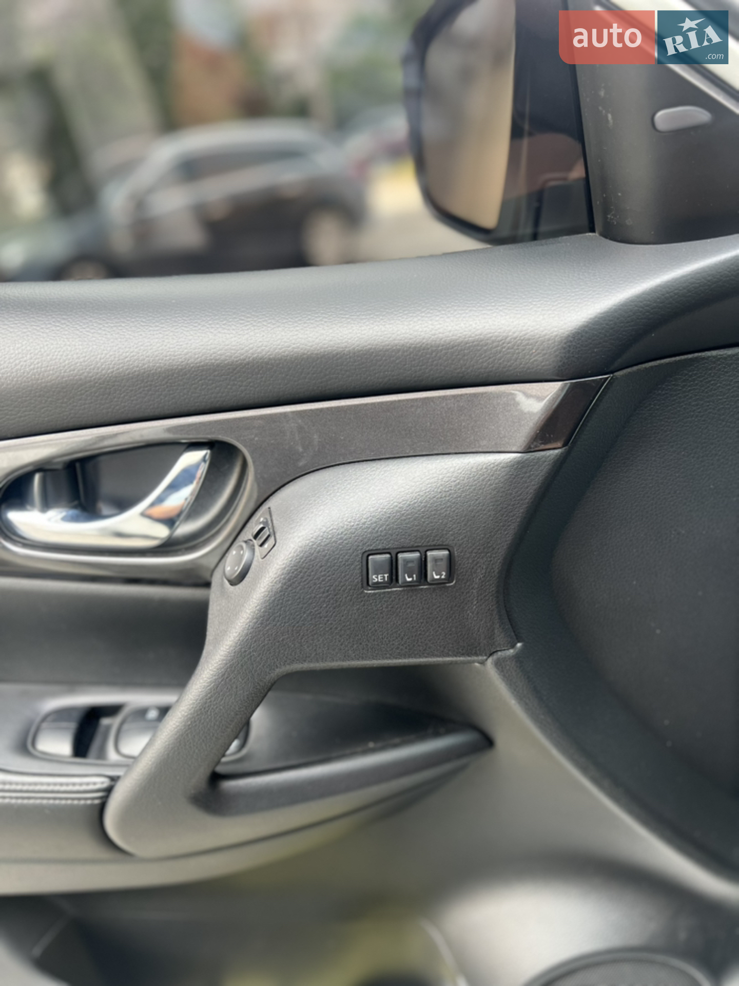 2018 Nissan Rogue - мініатюра 17