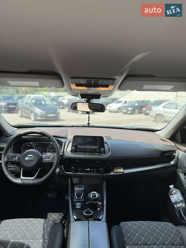 Внедорожник / Кроссовер Nissan Rogue 2021 в Киеве