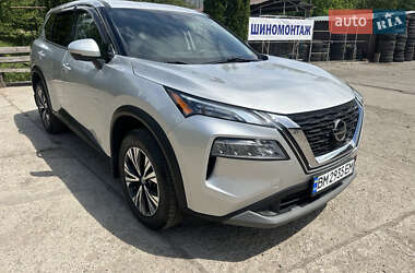 Внедорожник / Кроссовер Nissan Rogue 2021 в Киеве