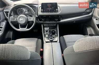 Внедорожник / Кроссовер Nissan Rogue 2021 в 