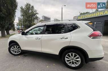 Внедорожник / Кроссовер Nissan Rogue 2015 в Киеве