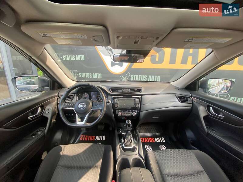 Внедорожник / Кроссовер Nissan Rogue 2018 в Хмельницком