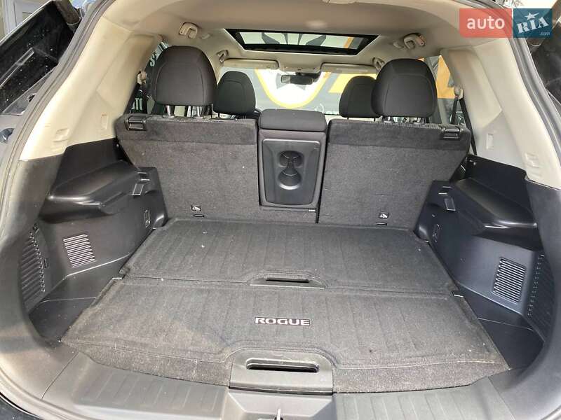 Внедорожник / Кроссовер Nissan Rogue 2018 в Хмельницком