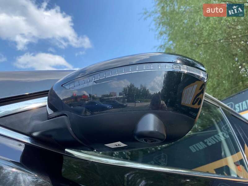 Внедорожник / Кроссовер Nissan Rogue 2018 в Хмельницком