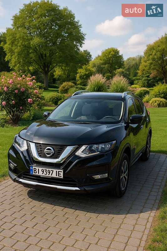 Позашляховик / Кросовер Nissan Rogue 2018 в Полтаві