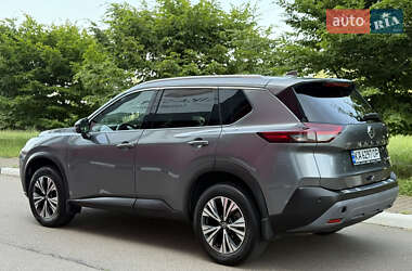 Позашляховик / Кросовер Nissan Rogue 2021 в 