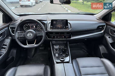 Позашляховик / Кросовер Nissan Rogue 2021 в 