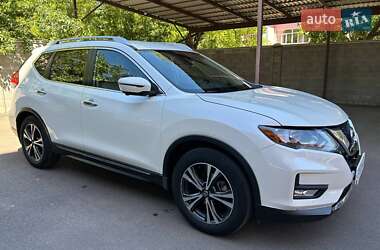 Внедорожник / Кроссовер Nissan Rogue 2016 в Николаеве
