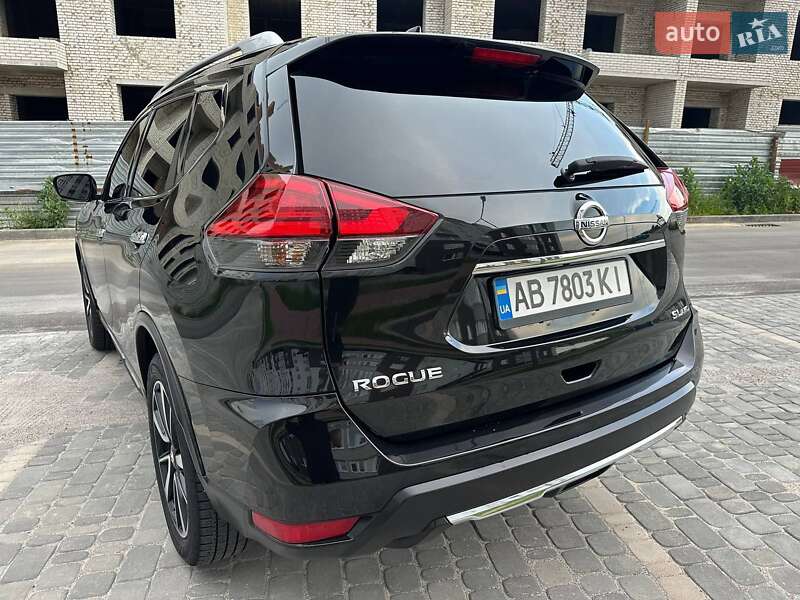 Позашляховик / Кросовер Nissan Rogue 2017 в Вінниці
