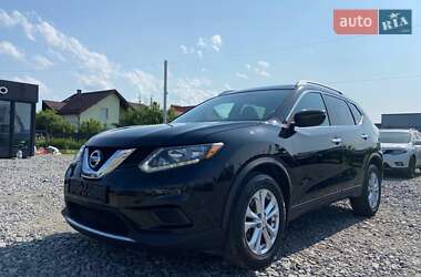 Внедорожник / Кроссовер Nissan Rogue 2016 в Львове