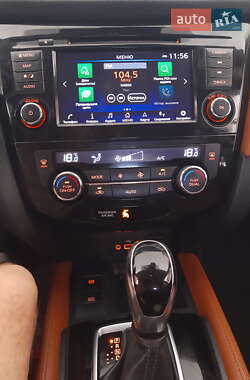Внедорожник / Кроссовер Nissan Rogue 2019 в 