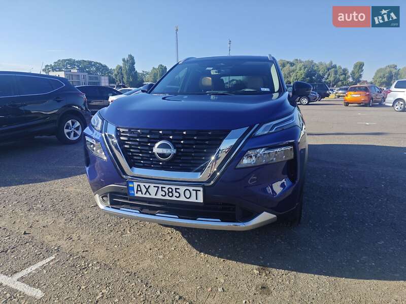 Внедорожник / Кроссовер Nissan Rogue 2022 в Харькове