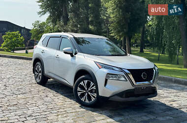 Внедорожник / Кроссовер Nissan Rogue 2021 в 