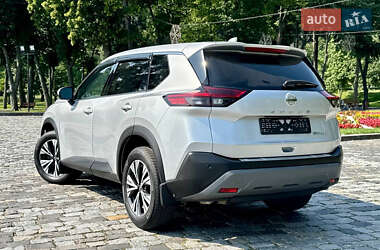Внедорожник / Кроссовер Nissan Rogue 2021 в 