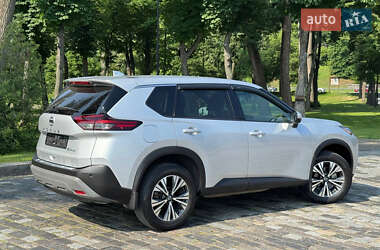 Внедорожник / Кроссовер Nissan Rogue 2021 в 
