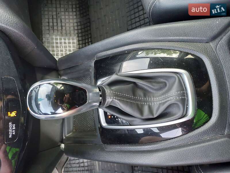 Внедорожник / Кроссовер Nissan Rogue 2019 в Киеве