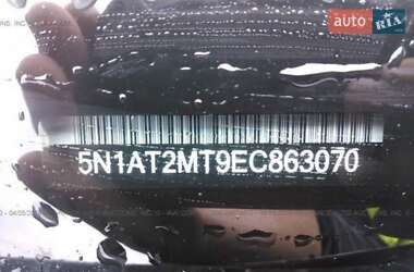 Внедорожник / Кроссовер Nissan Rogue 2014 в 