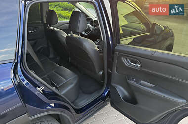 Внедорожник / Кроссовер Nissan Rogue 2024 в 