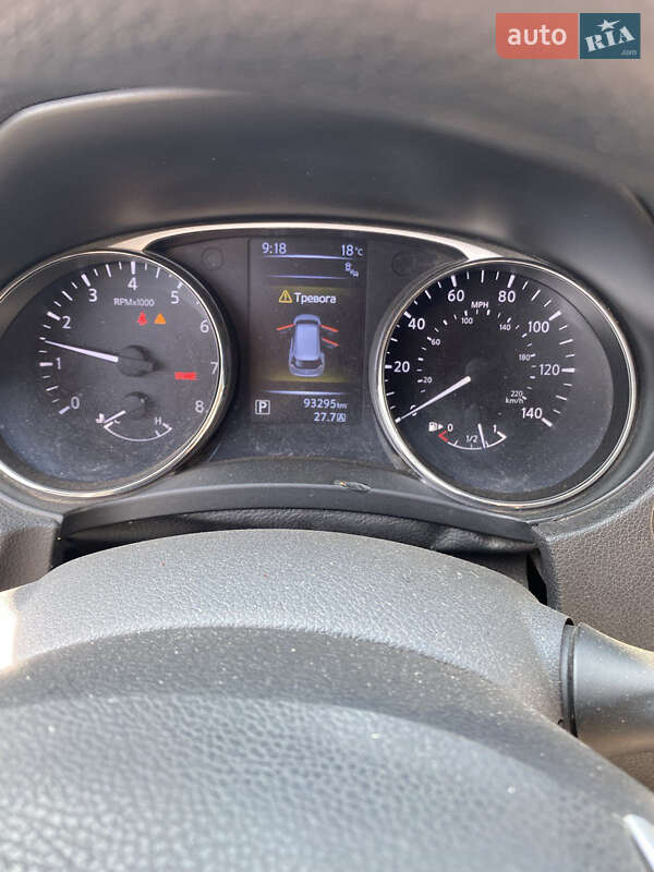 Позашляховик / Кросовер Nissan Rogue 2016 в Полтаві