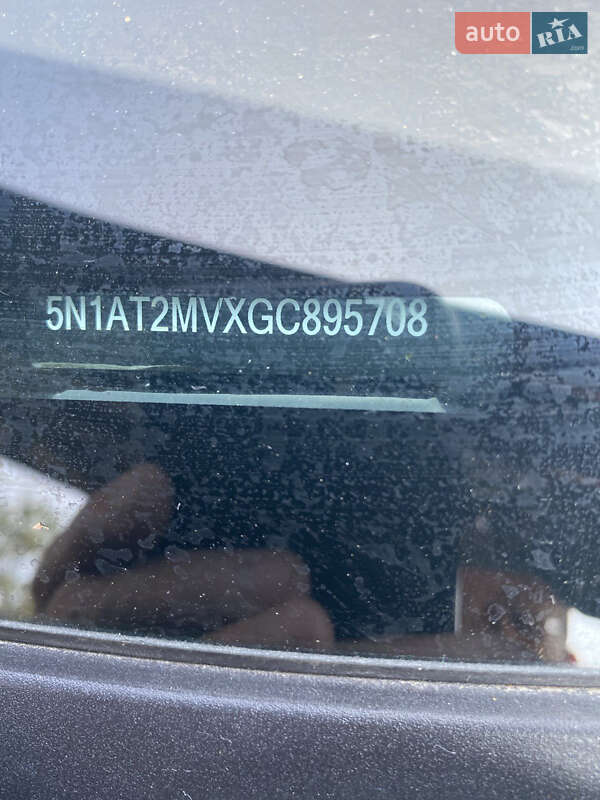 Позашляховик / Кросовер Nissan Rogue 2016 в Полтаві