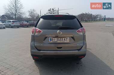 Внедорожник / Кроссовер Nissan Rogue 2014 в 