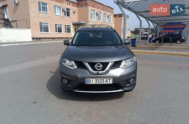 Внедорожник / Кроссовер Nissan Rogue 2014 в 