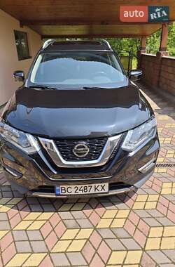 Внедорожник / Кроссовер Nissan Rogue 2019 в Львове