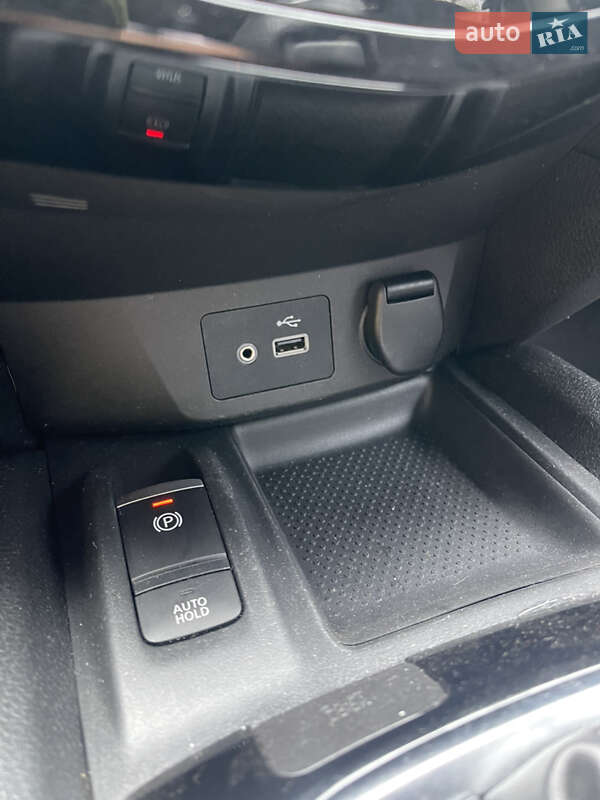 Внедорожник / Кроссовер Nissan Rogue 2020 в Кременчуге