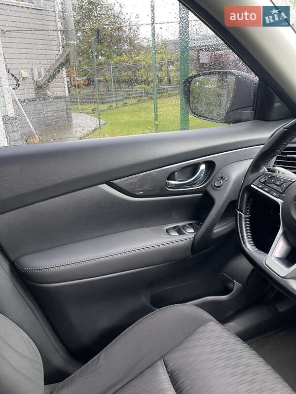 Внедорожник / Кроссовер Nissan Rogue 2020 в Кременчуге