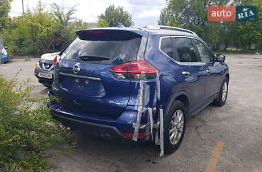 Позашляховик / Кросовер Nissan Rogue 2017 в 
