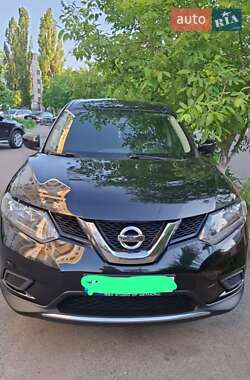 Внедорожник / Кроссовер Nissan Rogue 2016 в Харькове