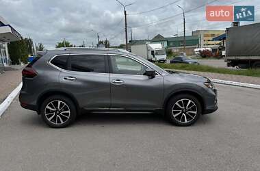 Внедорожник / Кроссовер Nissan Rogue 2019 в 