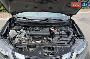 Внедорожник / Кроссовер Nissan Rogue 2019 в 