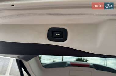Внедорожник / Кроссовер Nissan Rogue 2019 в 