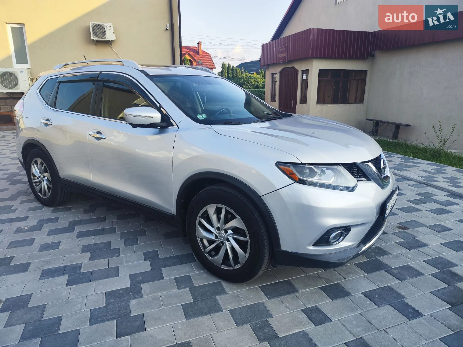 2014 Nissan Rogue - мініатюра 2