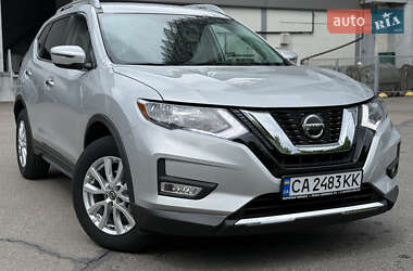 Внедорожник / Кроссовер Nissan Rogue 2020 в Киеве