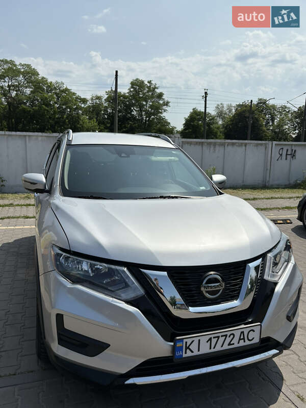 Позашляховик / Кросовер Nissan Rogue 2019 в Києві